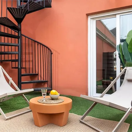 Santas Patronas, Maestranza Apartamento *